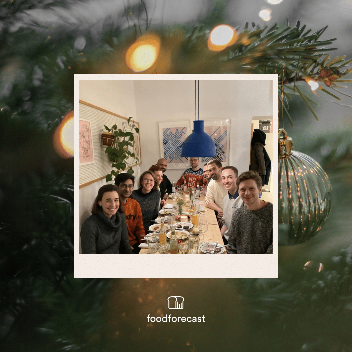 Featured image for “Weihnachtsfeier mit unserem Team 🎉🌟”